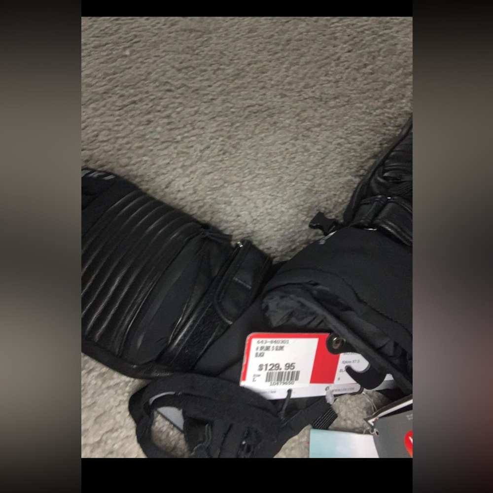 brand new never used gloves heavy duty